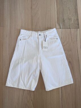 Zara Long Bermuda White Shorts Size 6 NWT